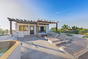 Playa Canek Beachfront Eco Hotel