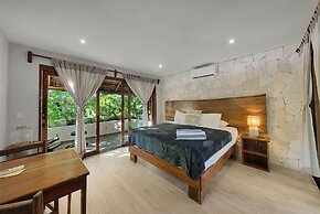 Playa Canek Beachfront Eco Hotel