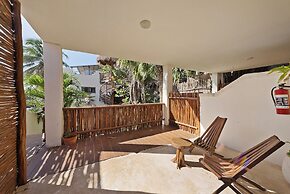 Playa Canek Beachfront Eco Hotel