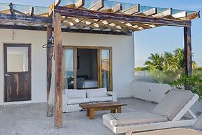 Playa Canek Beachfront Eco Hotel