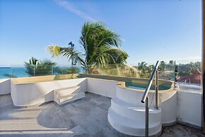 Playa Canek Beachfront Eco Hotel