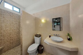 Playa Canek Beachfront Eco Hotel