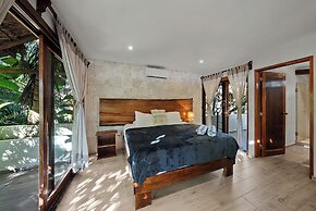 Playa Canek Beachfront Eco Hotel