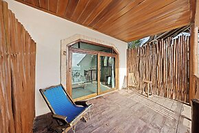 Playa Canek Beachfront Eco Hotel