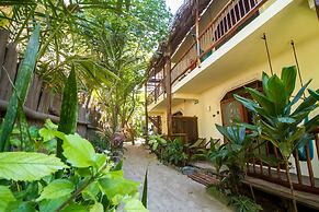 Playa Canek Beachfront Eco Hotel