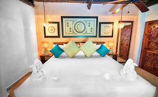 Playa Canek Beachfront Eco Hotel