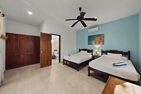 Playa Canek Beachfront Eco Hotel