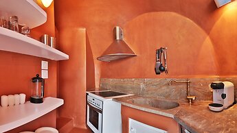 Trieris Villa & Suites