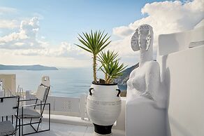 Trieris Villa & Suites