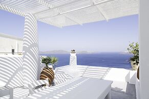 Trieris Villa & Suites