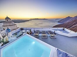 Trieris Villa & Suites