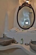 Trieris Villa & Suites