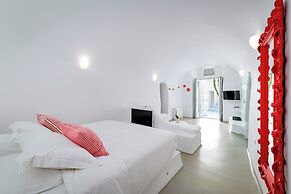 Trieris Villa & Suites