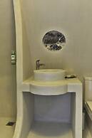 Trieris Villa & Suites