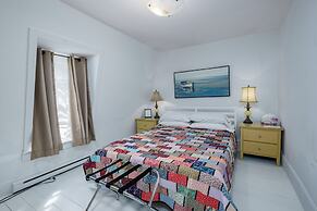 The Elizabeth Manor Guesthouse