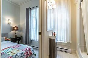 The Elizabeth Manor Guesthouse