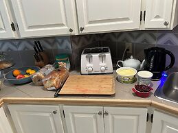 The Elizabeth Manor Guesthouse