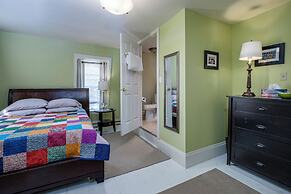 The Elizabeth Manor Guesthouse