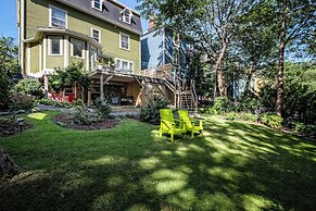 The Elizabeth Manor Guesthouse