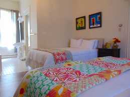 The Elizabeth Manor Guesthouse