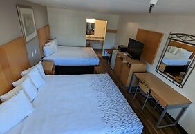 Royal Inn