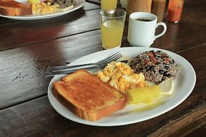 La Tigra Rainforest Lodge