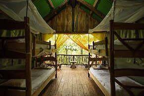 La Tigra Rainforest Lodge