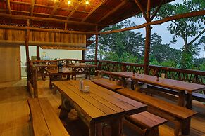 La Tigra Rainforest Lodge