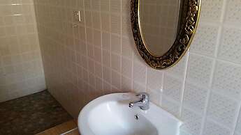 Moonlite Hotel Sunyani Airport