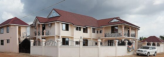 Moonlite Hotel Sunyani Airport