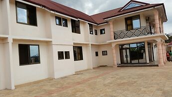 Moonlite Hotel Sunyani Airport