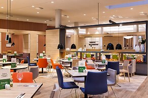Holiday Inn Frankfurt Airport by IHG