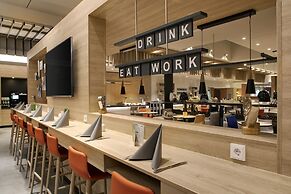 Holiday Inn Frankfurt Airport by IHG