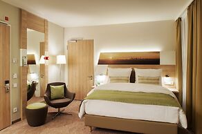 Holiday Inn Frankfurt Airport by IHG