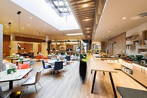 Holiday Inn Frankfurt Airport by IHG