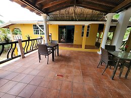 Caribbean Shores Bed & Breakfast