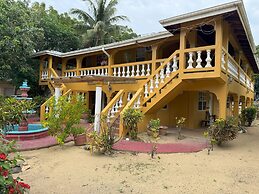 Caribbean Shores Bed & Breakfast