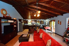 Caribbean Shores Bed & Breakfast