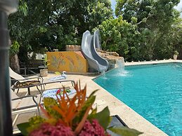 Caribbean Shores Bed & Breakfast