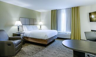 Candlewood Suites Lakeville I-35 by IHG