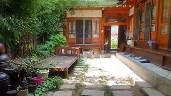 Gongsimga Hanok Guesthouse