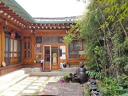 Gongsimga Hanok Guesthouse