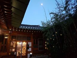 Gongsimga Hanok Guesthouse
