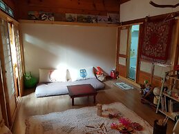 Gongsimga Hanok Guesthouse