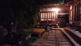 Gongsimga Hanok Guesthouse