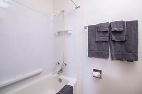 Wild Goose Motel and Campground