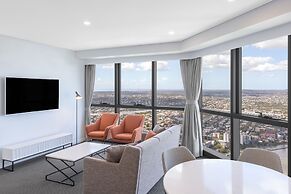 Meriton Suites Adelaide Street, Brisbane