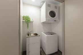 Meriton Suites Adelaide Street, Brisbane