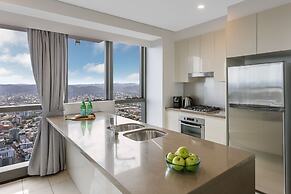 Meriton Suites Adelaide Street, Brisbane