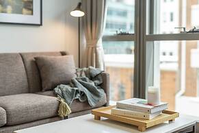 Meriton Suites Adelaide Street, Brisbane
